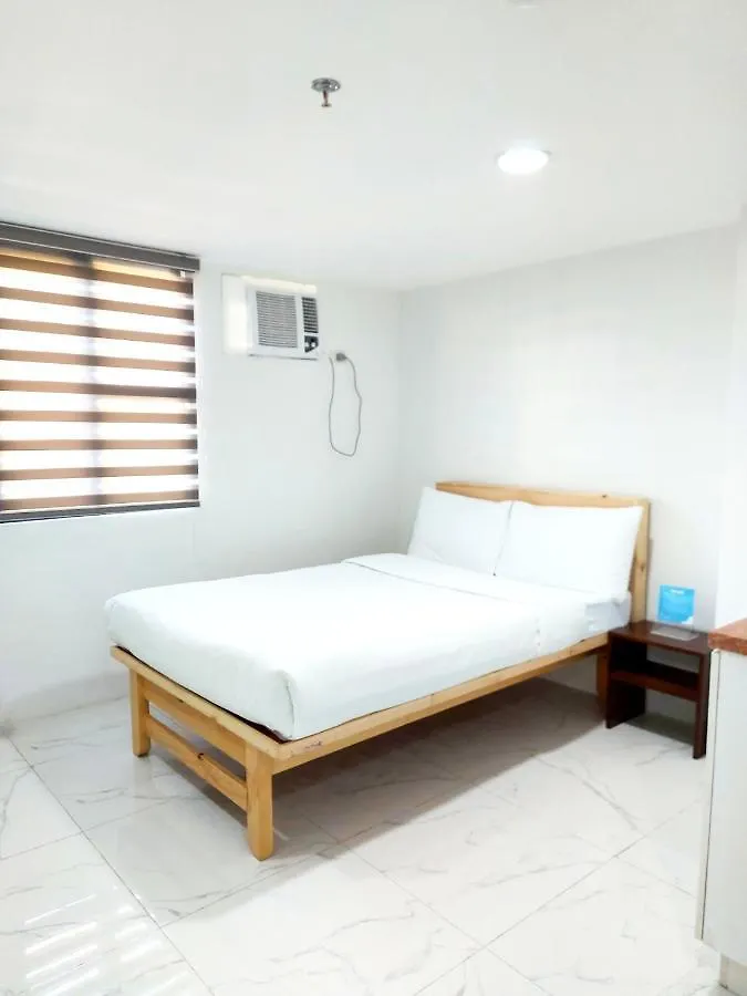 Airobedz Mckinley - Near Sm Aura Hotel Manila